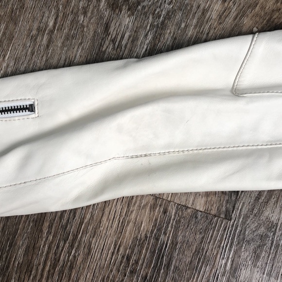 Vintage Danier Leather moto style jacket - Picture 3 of 8